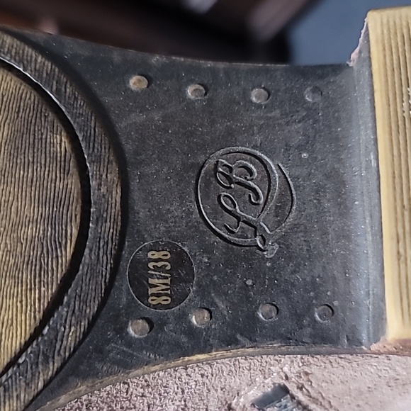 👌😊Lucky Brand Bartilino Tan Suede Zip Booties Low Block Heel Womens - Picture 8 of 9